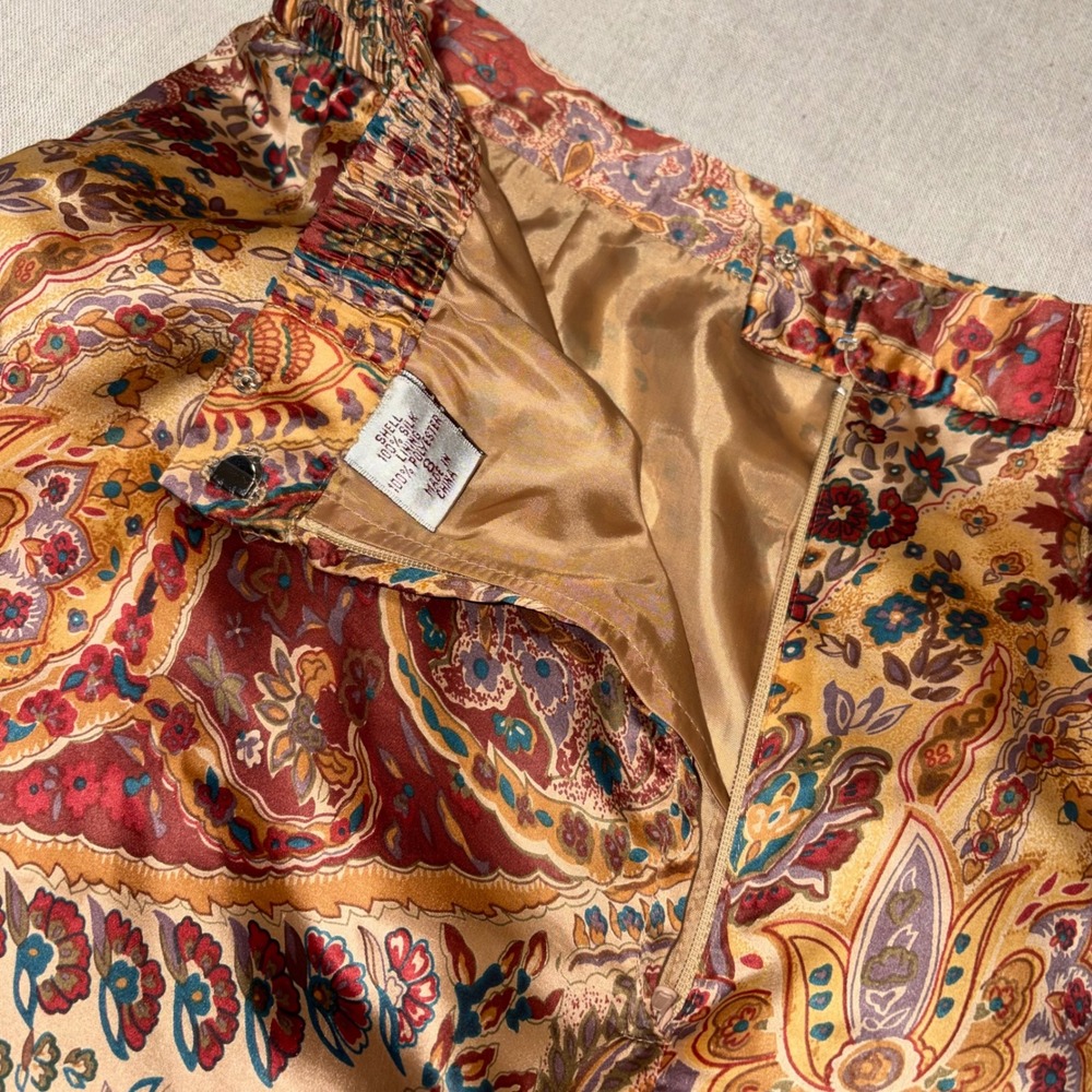 Vintage 100% Silk Paisley Floral Pencil Skirt Gold Red Lined Size 8 High Waist - Picture 7 of 7